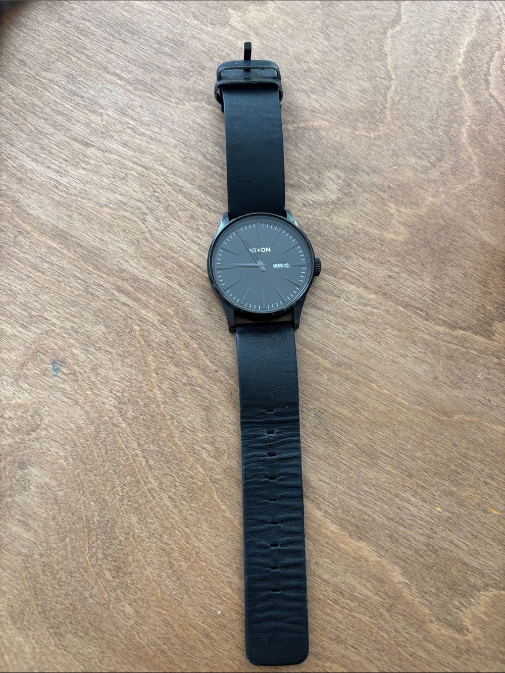 Nixon “the sentry” All-Black Leather Strap Watch